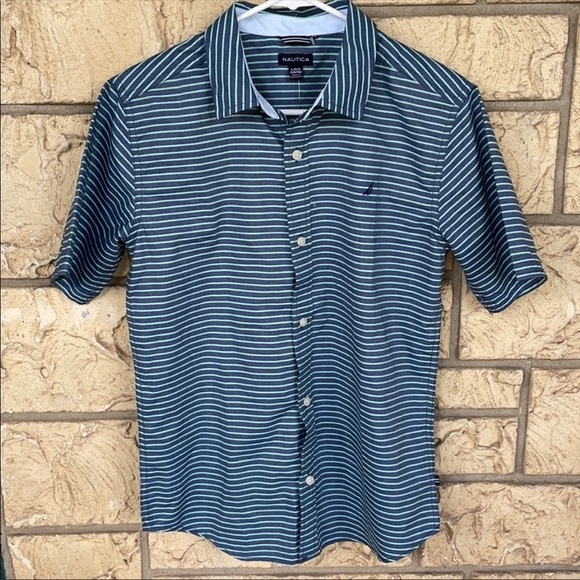 Nautica Stripped  button up Size Large 14 - 16 NWT New - Picture 2 of 10